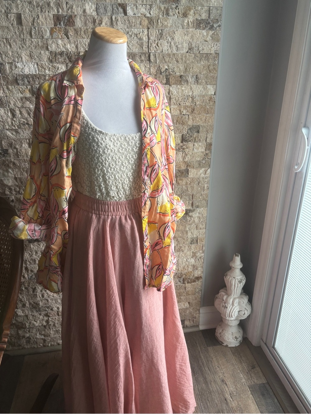Isaac Mizrahi Yellow and Pink Floral-Print Button-Down Shirt 100% Linen
